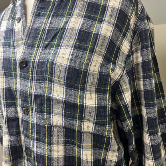 LL Bean Slightly Fitted Cotton Blue Green Plaid Flannel Button Down - Picture 3 of 3